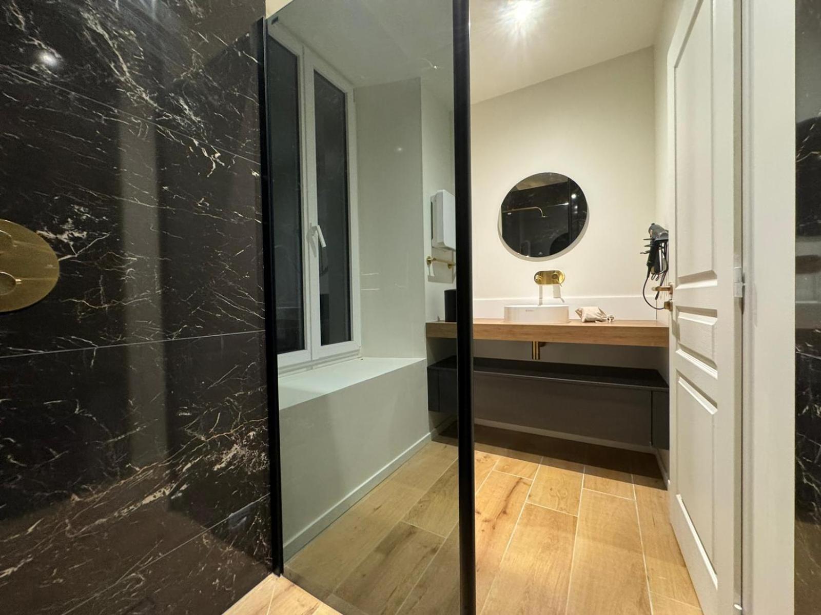 Appartements Confortables Avec Vue Montagne - Residence Villa Belle Fleur Château-Ville-Vieille 외부 사진