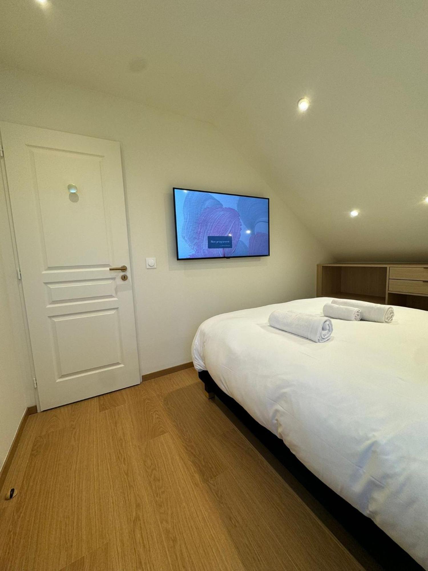 Appartements Confortables Avec Vue Montagne - Residence Villa Belle Fleur Château-Ville-Vieille 외부 사진