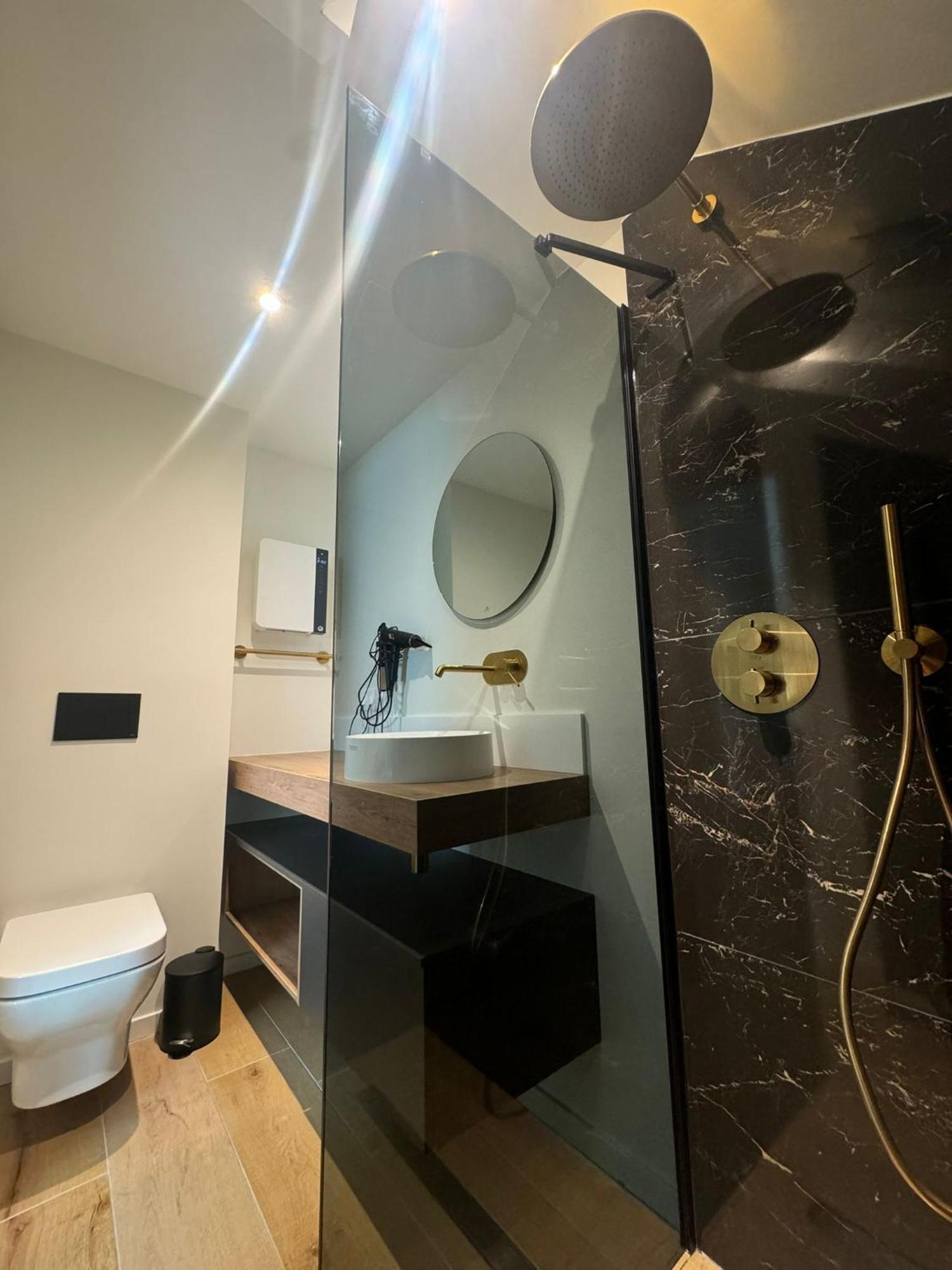 Appartements Confortables Avec Vue Montagne - Residence Villa Belle Fleur Château-Ville-Vieille 외부 사진
