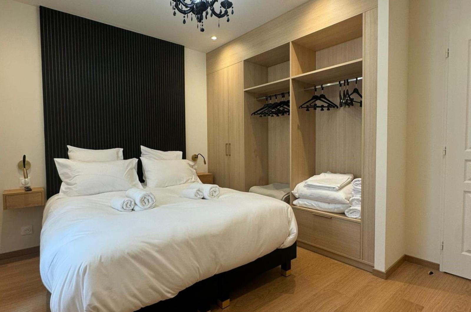 Appartements Confortables Avec Vue Montagne - Residence Villa Belle Fleur Château-Ville-Vieille 외부 사진